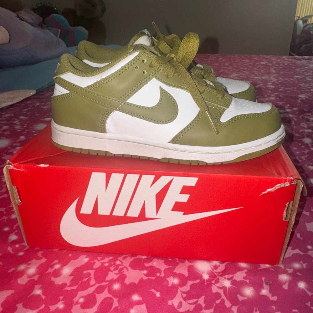 Nike Green and White Dunk Sneakers